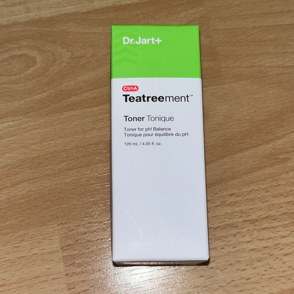 Dr. Jart+ CTRL-A Teatreement Toner nib